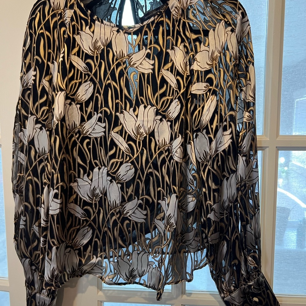 Floral Black and White Women's Top